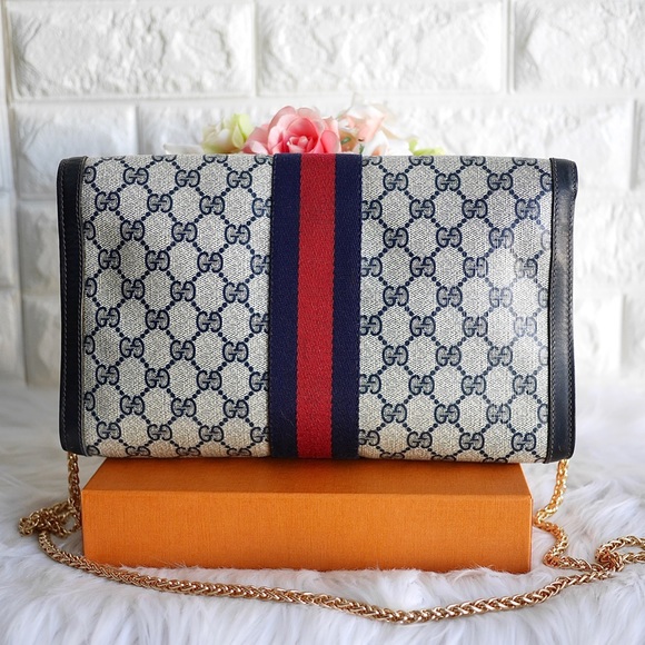 💖GUCCI GG Sherryline Clutch on Chain - Picture 2 of 14